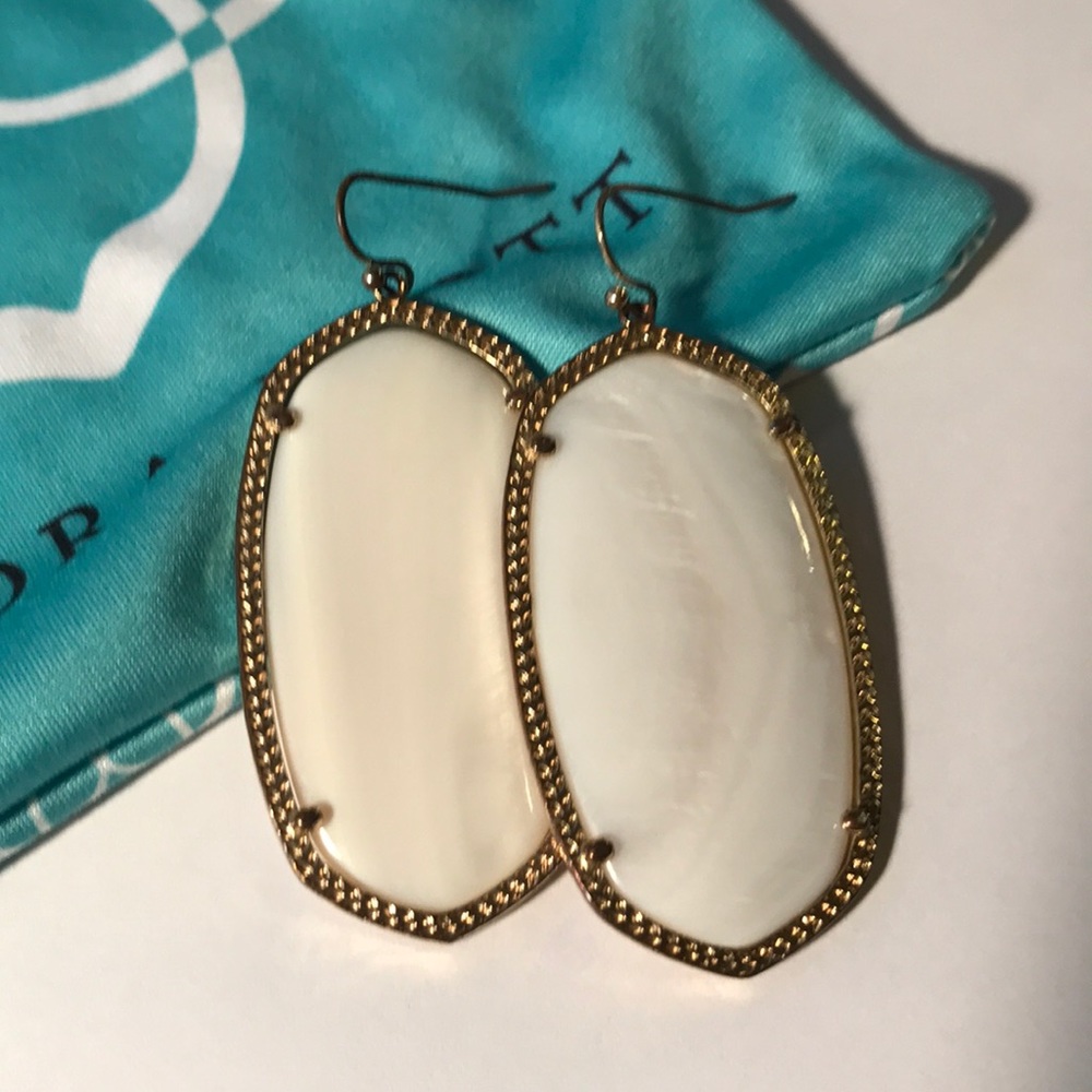 Kendra Scott Daniella Earrings White